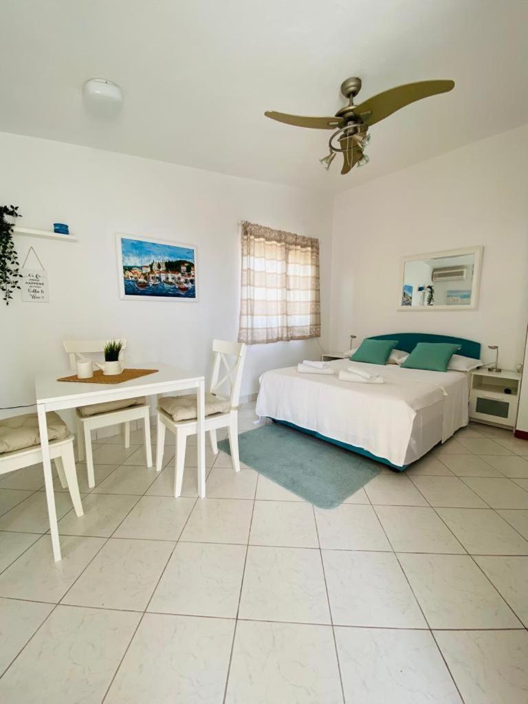 Apartments Milicevic Rogoznica  Zewnętrze zdjęcie